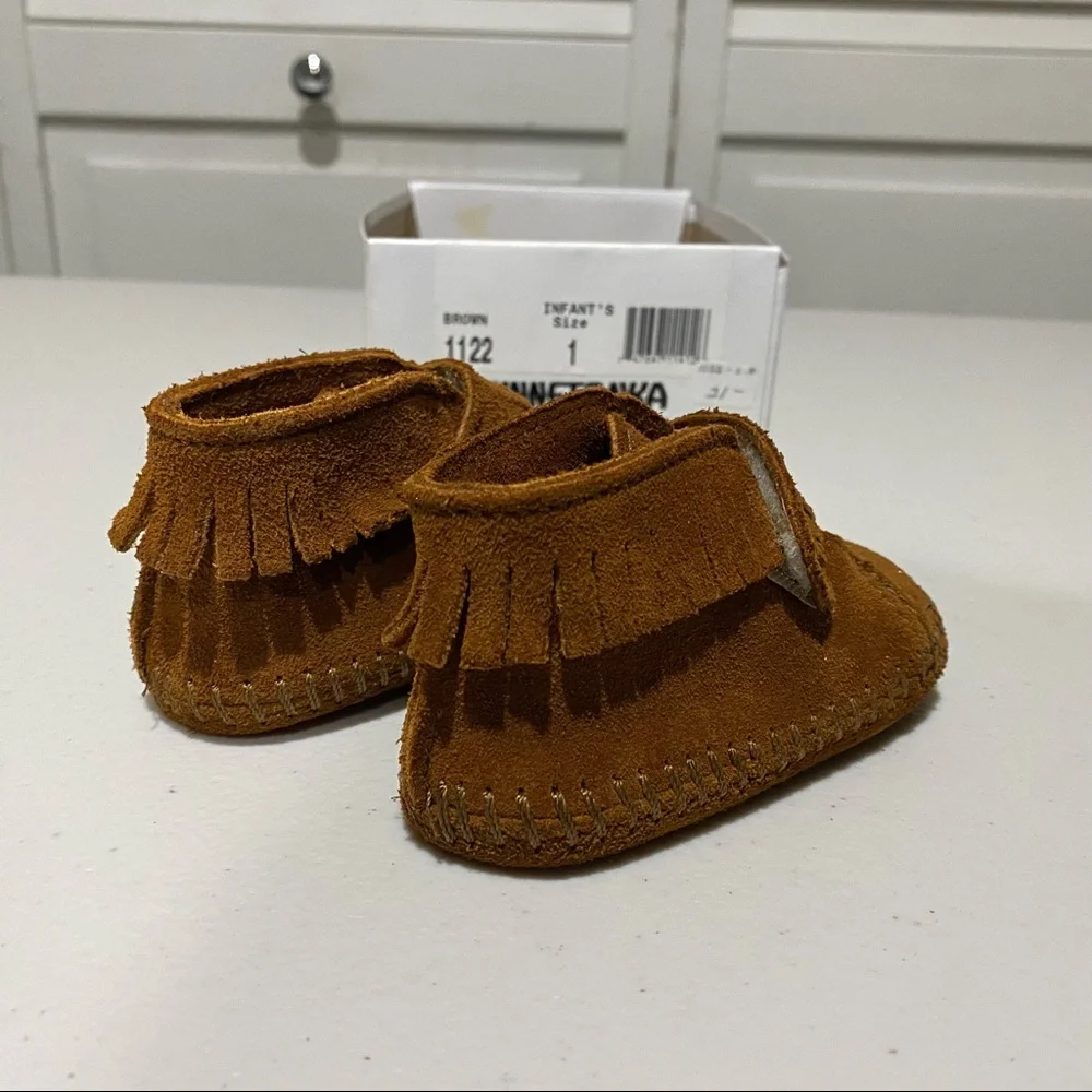 Minnetonka Infant Front Strap Bootie Moccasins - Size 1